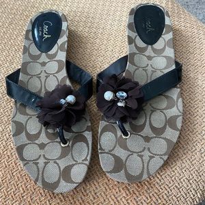 Coach flip flops